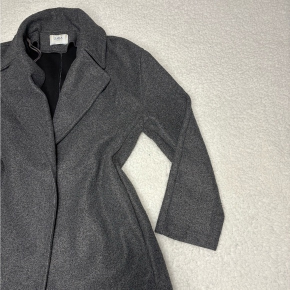 Zara Women Gray Felt Texture Short Open Peacoat - Picture 2 of 12
